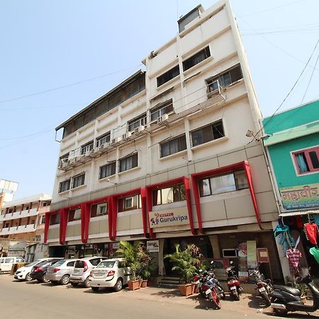 Hotel Gurukripa Даман Экстерьер фото